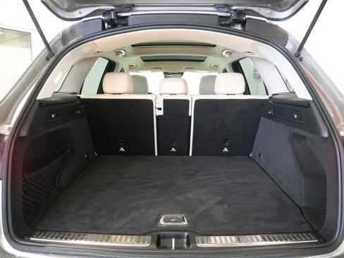 Used 2022 Mercedes-Benz GLC 300 GLC 300 image 27