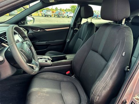Used 2018 Honda Civic EX image 11