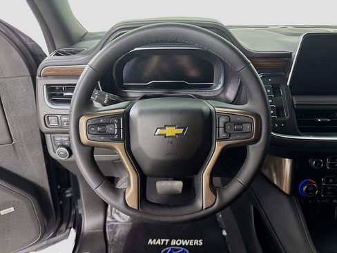 Used 2023 Chevrolet Tahoe High Country image 11