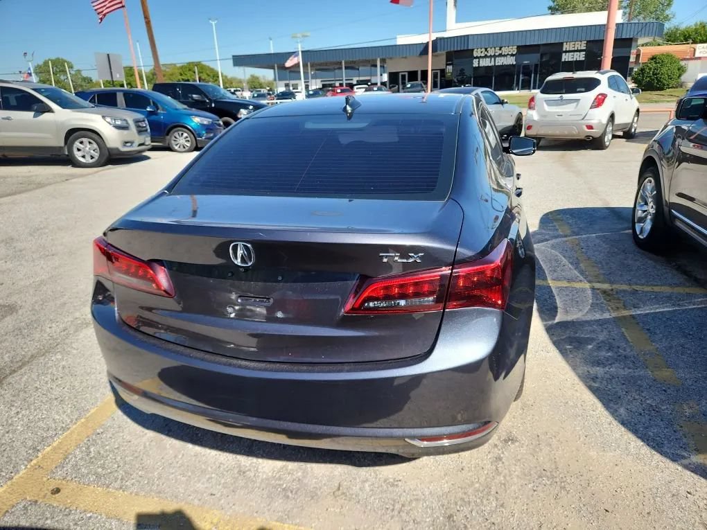 Used 2015 Acura TLX w/ Technology Package FWD image 11