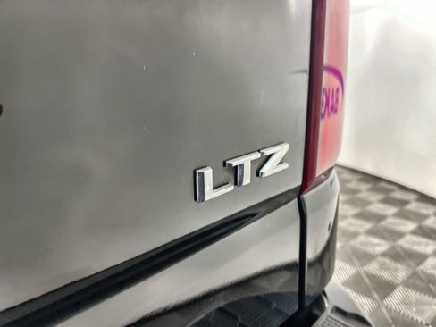 Certified 2022 Chevrolet Silverado 1500 LTZ AWD/4WD image 32
