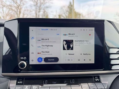 Used 2025 Toyota Camry LE image 26