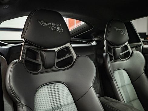 Certified 2024 Porsche 718 Cayman GT4 RS w/ Weissach Package image 37