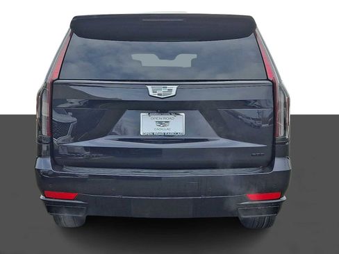 Certified 2024 Cadillac Escalade Sport w/ LPO, ONYX Package image 5