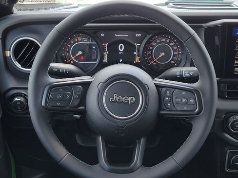 New 2025 Jeep Gladiator Sport image 14