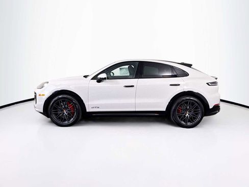 New 2026 Porsche Cayenne GTS image 2