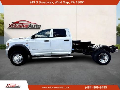 Used 2021 RAM 5500 Tradesman w/ Chrome Appearance Group image 2
