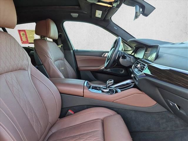 Used 2023 BMW X6 M50i w/ Executive Package AWD/4WD image 23