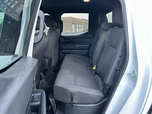 Certified 2025 Toyota Tacoma SR5 image 22