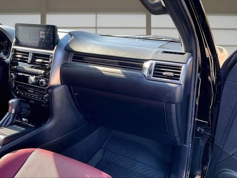 Used 2022 Lexus GX 460 Premium w/ Premium Plus Package AWD/4WD image 17