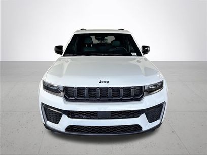 New 2026 Jeep Grand Cherokee Altitude