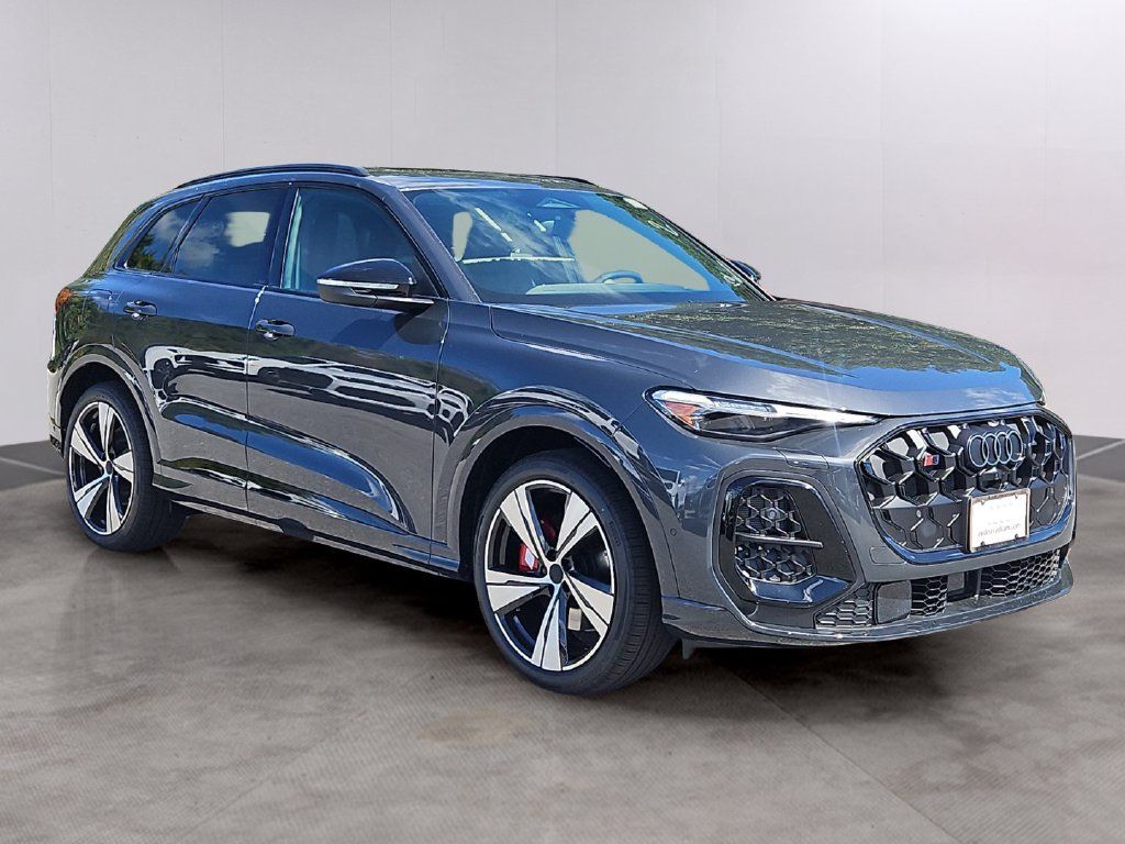 New 2026 Audi SQ5 Premium Plus AWD/4WD image 2