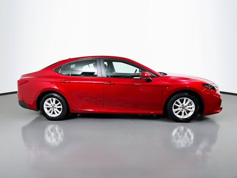 Used 2025 Toyota Camry LE FWD image 3