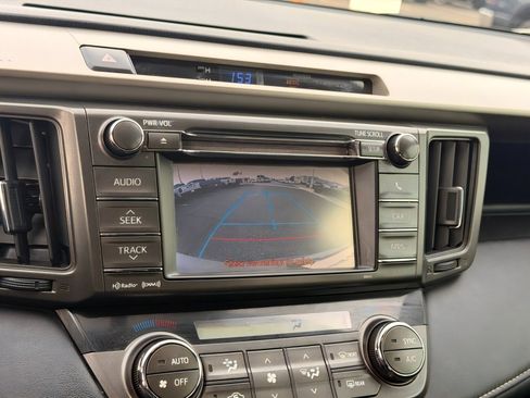 Used 2013 Toyota RAV4 XLE image 26