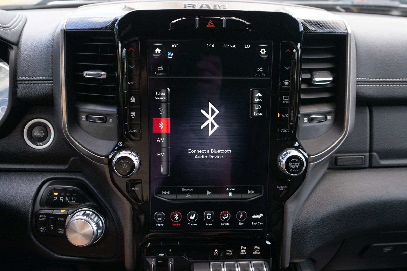 Used 2020 RAM 1500 Sport w/ Leather & Sound Group AWD/4WD image 14