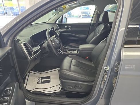 Certified 2024 Kia Sorento S AWD/4WD image 13