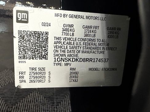 Used 2024 Chevrolet Suburban Z71 w/ Luxury Package image 34