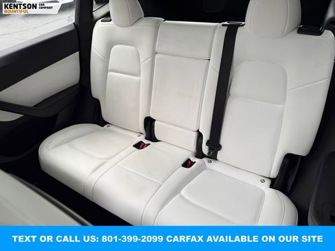 Used 2021 Tesla Model Y Performance image 32