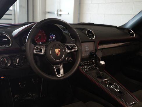 Used 2024 Porsche 718 Boxster GTS image 19