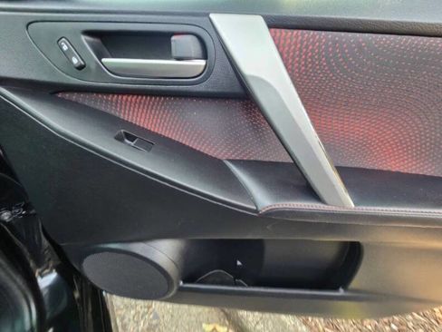 Used 2012 MAZDA MAZDA3 Touring image 23