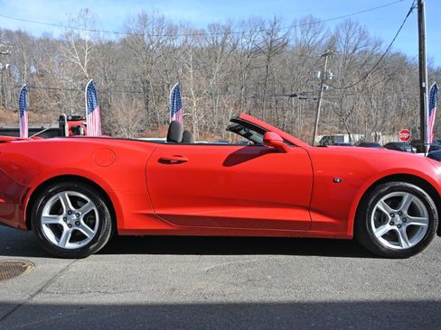 Used 2023 Chevrolet Camaro LT RWD image 6