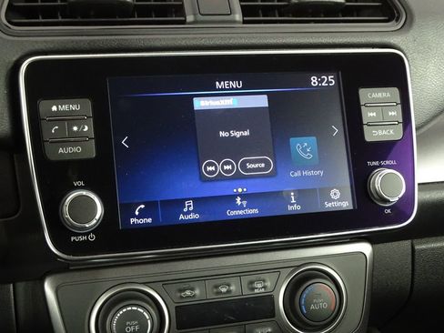 Used 2023 Nissan Leaf S image 29