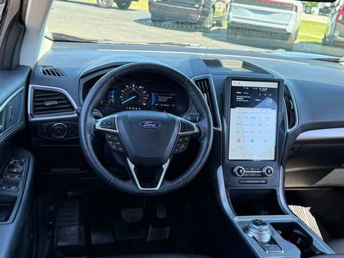 Certified 2024 Ford Edge SEL AWD/4WD image 5
