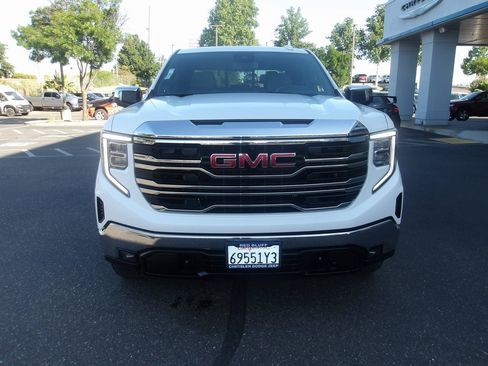 Used 2023 GMC Sierra 1500 SLT w/ SLT Premium Package image 3
