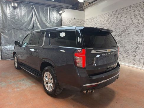 Used 2023 Chevrolet Suburban Premier image 5