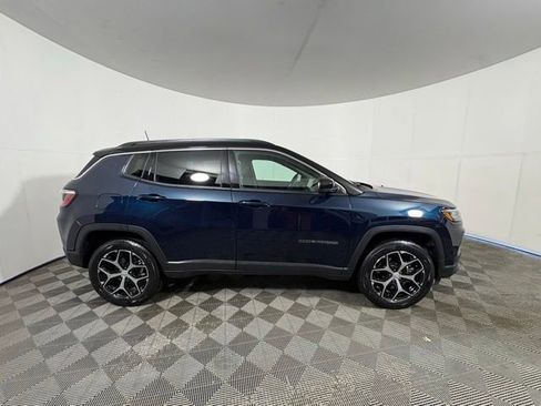 Certified 2024 Jeep Compass Limited AWD/4WD image 6