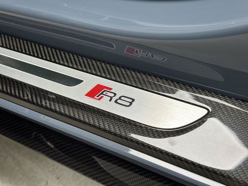 Used 2023 Audi R8 V10 performance AWD/4WD image 32