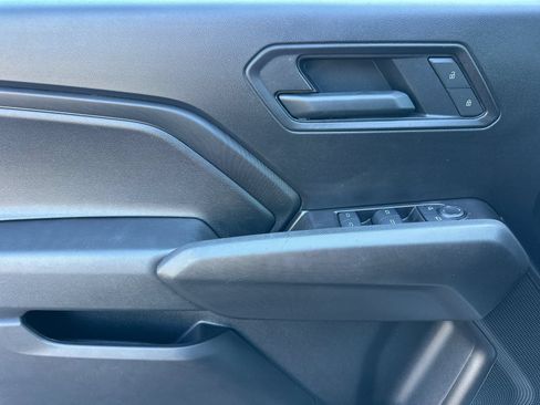 Used 2025 Chevrolet Colorado W/T AWD/4WD image 10