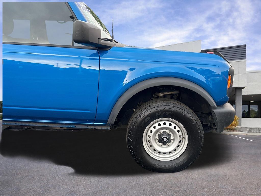 Certified 2023 Ford Bronco 2-Door AWD/4WD image 30