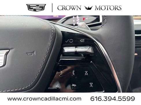 New 2026 Cadillac Escalade Platinum Luxury w/ LPO, Floor Liner Package image 25