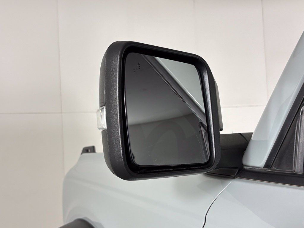 Used 2022 Ford Bronco Wildtrak AWD/4WD image 13