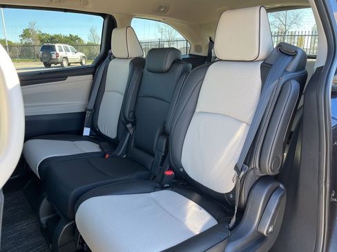 New 2026 Honda Odyssey Elite image 14
