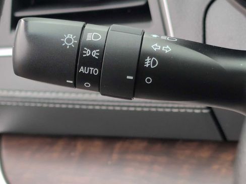 Used 2018 Subaru Outback 2.5i Limited image 26