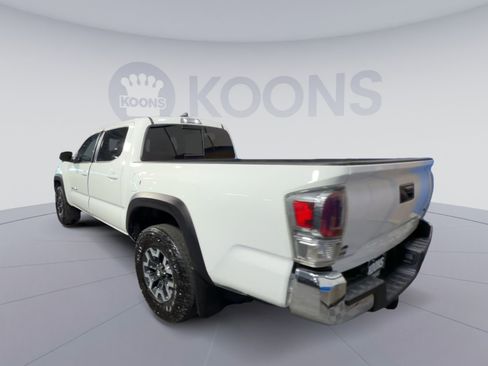 Used 2022 Toyota Tacoma TRD Off-Road image 10