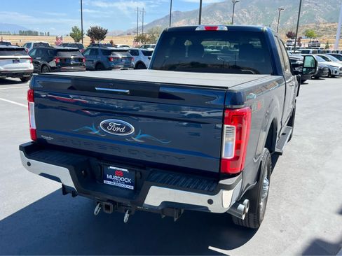 Used 2019 Ford F350 XLT w/ XLT Premium Package AWD/4WD image 8