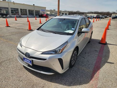 Used 2019 Toyota Prius XLE w/ Advanced Technology Package image 1