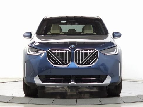 New 2026 BMW X3 xDrive30i w/ Convenience Package AWD/4WD image 2