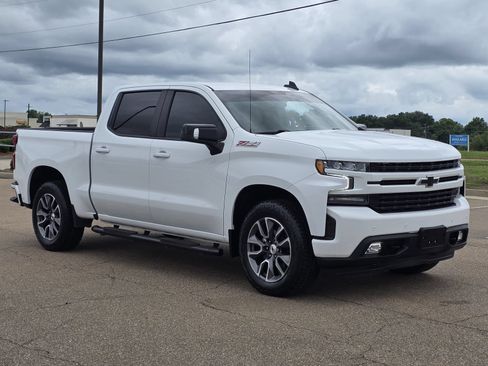 Used 2022 Chevrolet Silverado 1500 RST AWD/4WD image 3