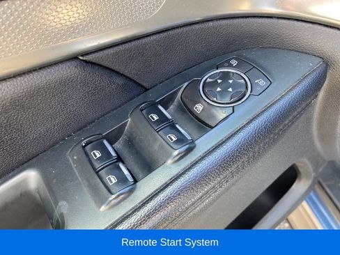 Used 2018 Ford Explorer XLT w/ Equipment Group 201A AWD/4WD image 16