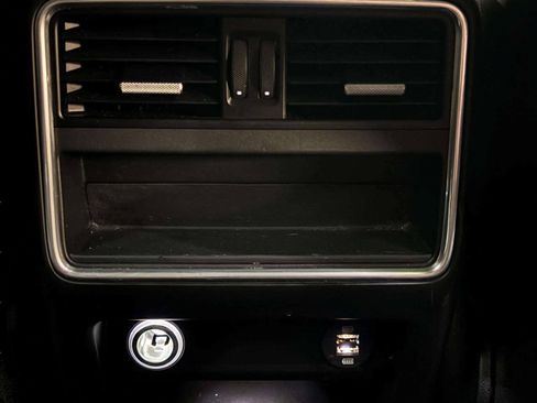 Used 2019 Porsche Cayenne S AWD/4WD image 23