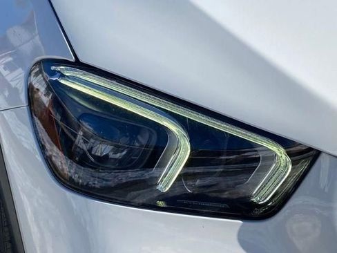 Used 2020 Mercedes-Benz GLE 350 4MATIC w/ Premium Package image 8