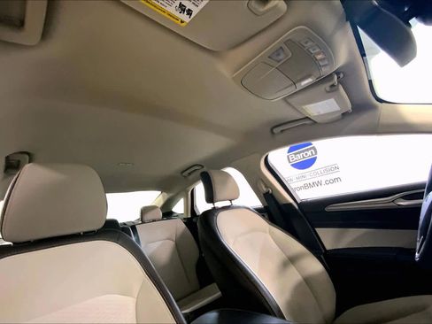 Used 2019 Ford Fusion SE w/ Equipment Group 151A image 13