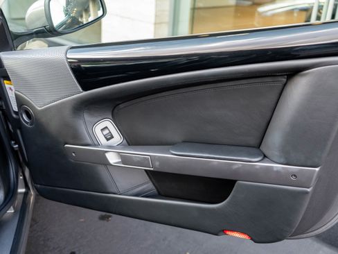 Used 2009 Aston Martin DB9 Volante image 32