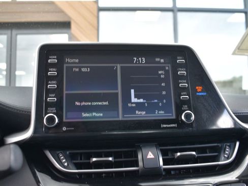 Used 2021 Toyota C-HR LE image 20