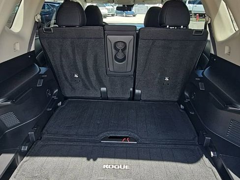 Used 2020 Nissan Rogue S w/ Special Edition Package image 26