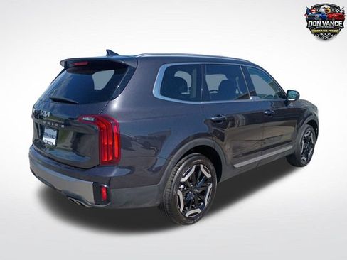 Used 2025 Kia Telluride S FWD image 5